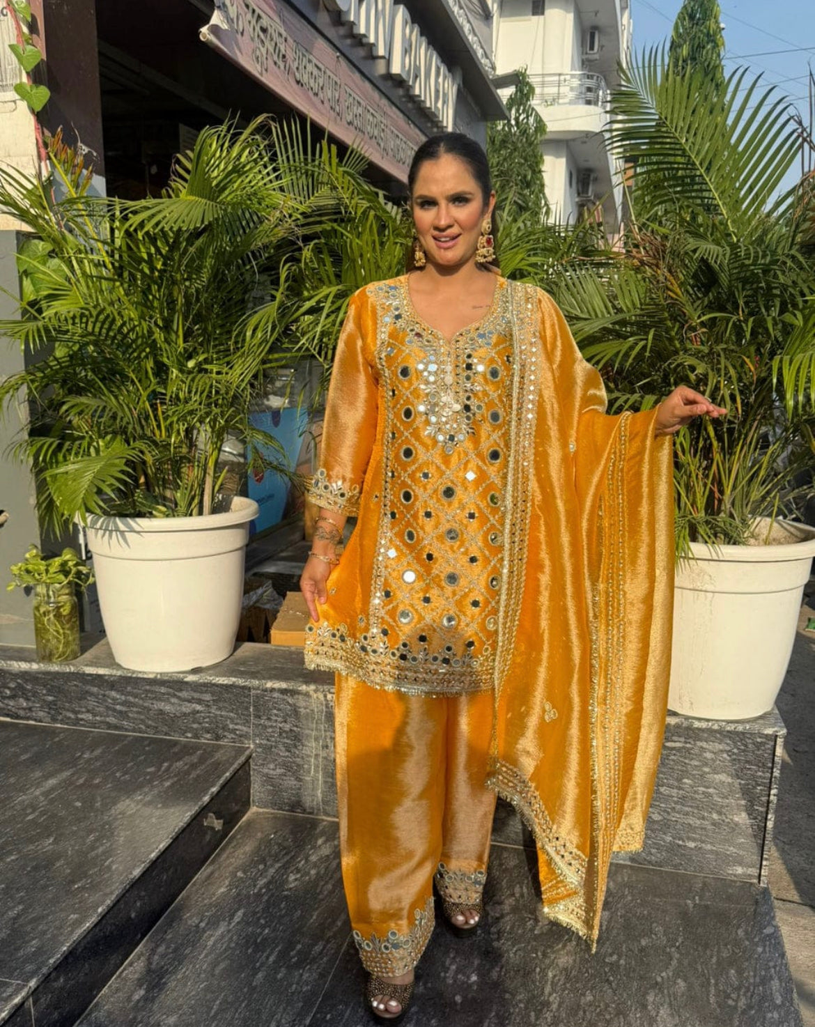 Noor-e-Gulabi