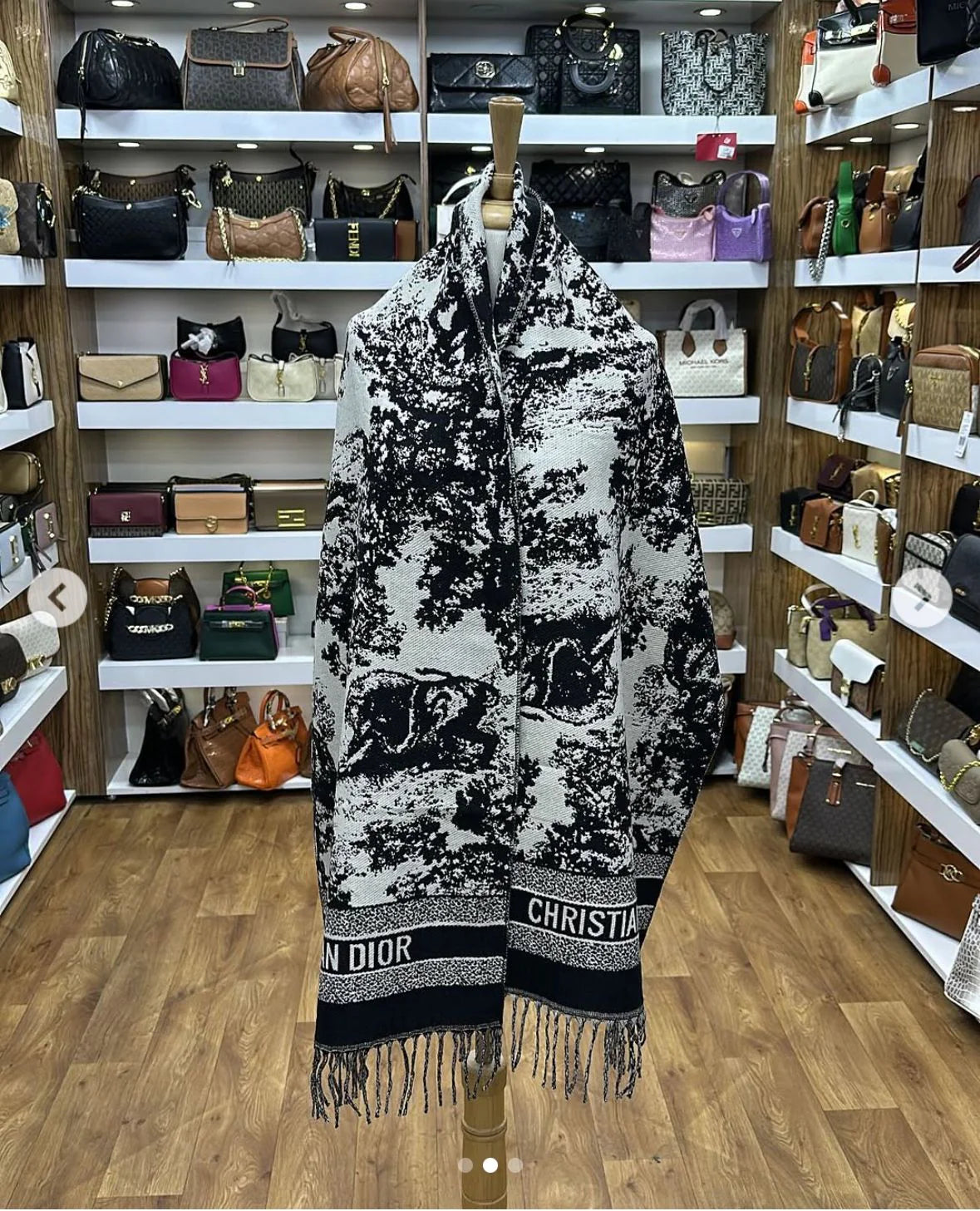 Couture de Fur luxe scarf
