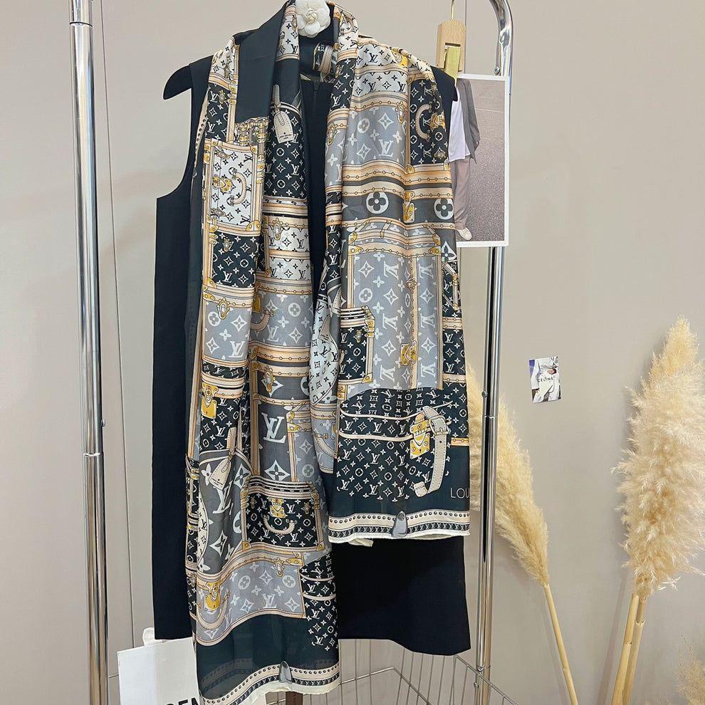 Silken Majesty luxe scarf