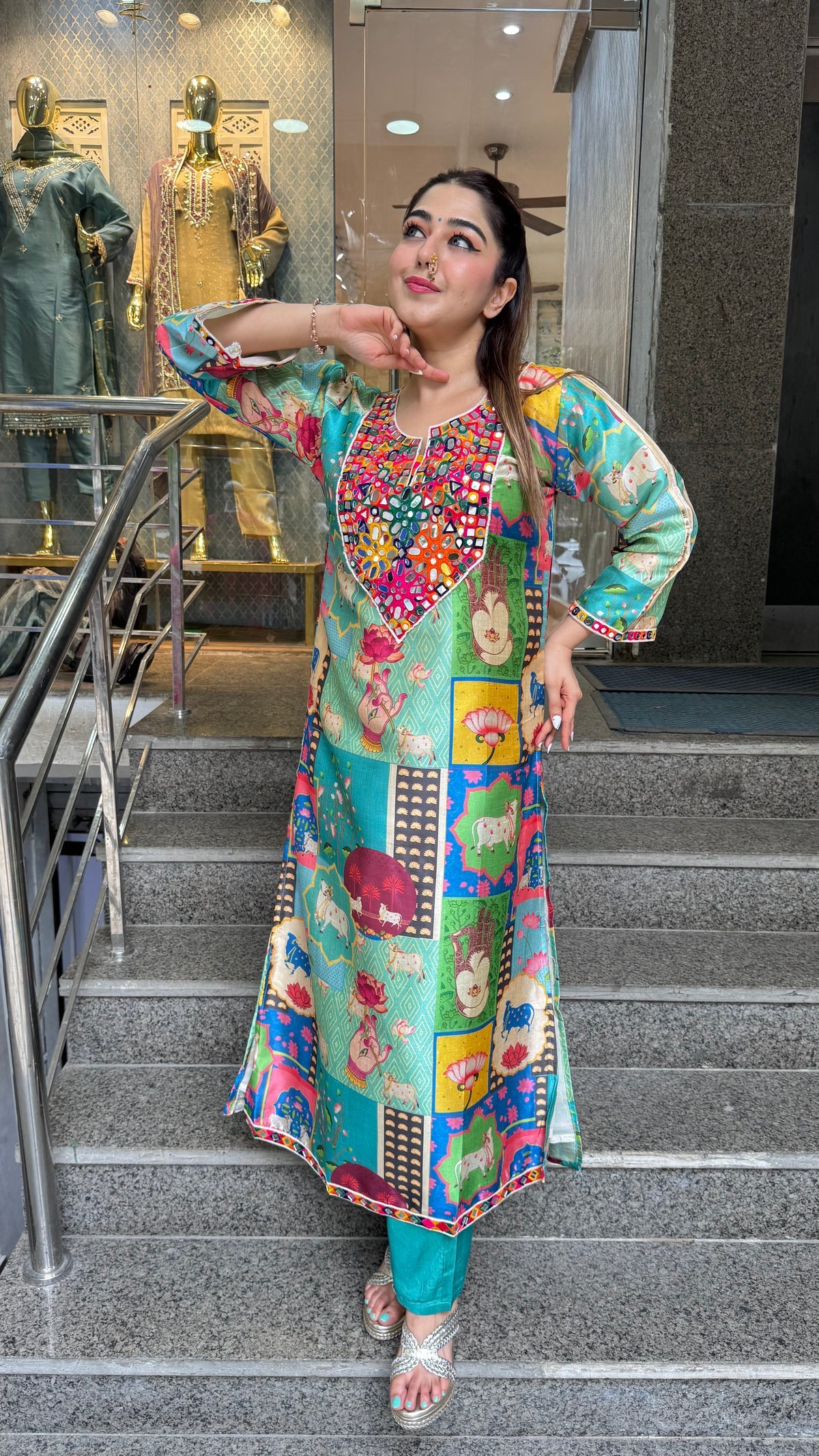 Modak glow Chanderi set